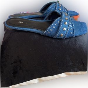 EUC Studded Zara denim sandal 38 (7.5)